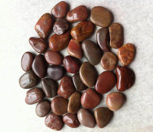 <b>精品红色鹅卵石</b>